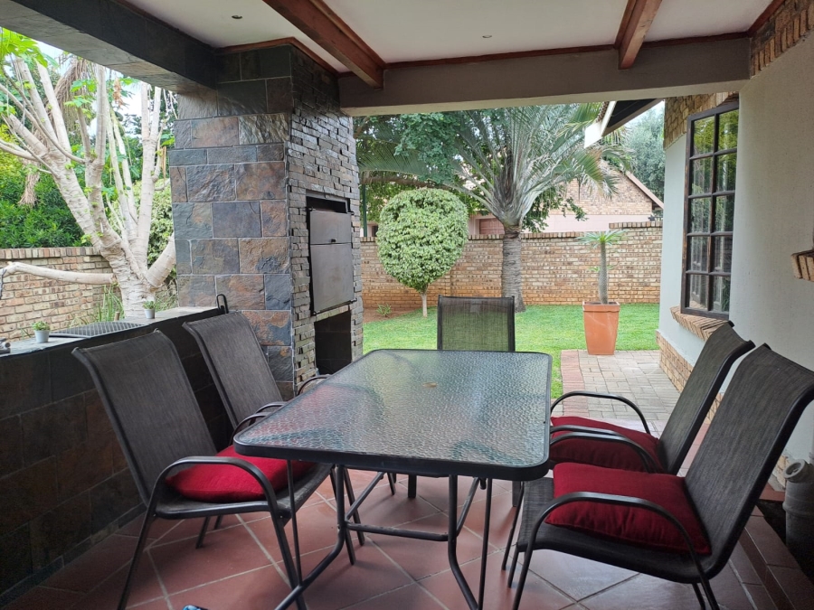 3 Bedroom Property for Sale in Waterval East North West